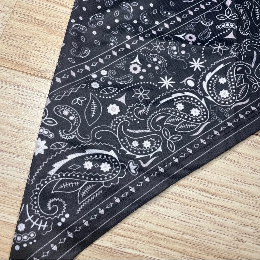 2/$20 Black and White Paisley Print silky soft goiter mask.